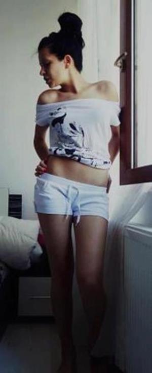 Sanni, 30