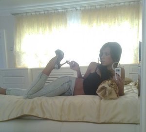 Laura, 38