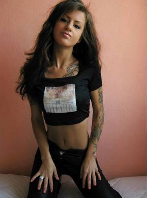 Aino, 28