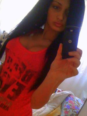 Nelli, 36