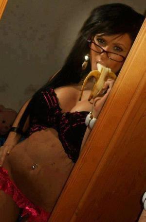 Veera, 33