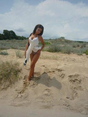 Oona, 47