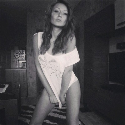 Emma, 32